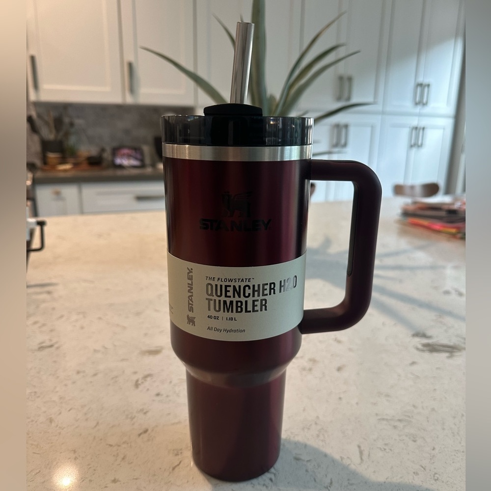 NEW Stanley 40 oz - Rosewood Glow